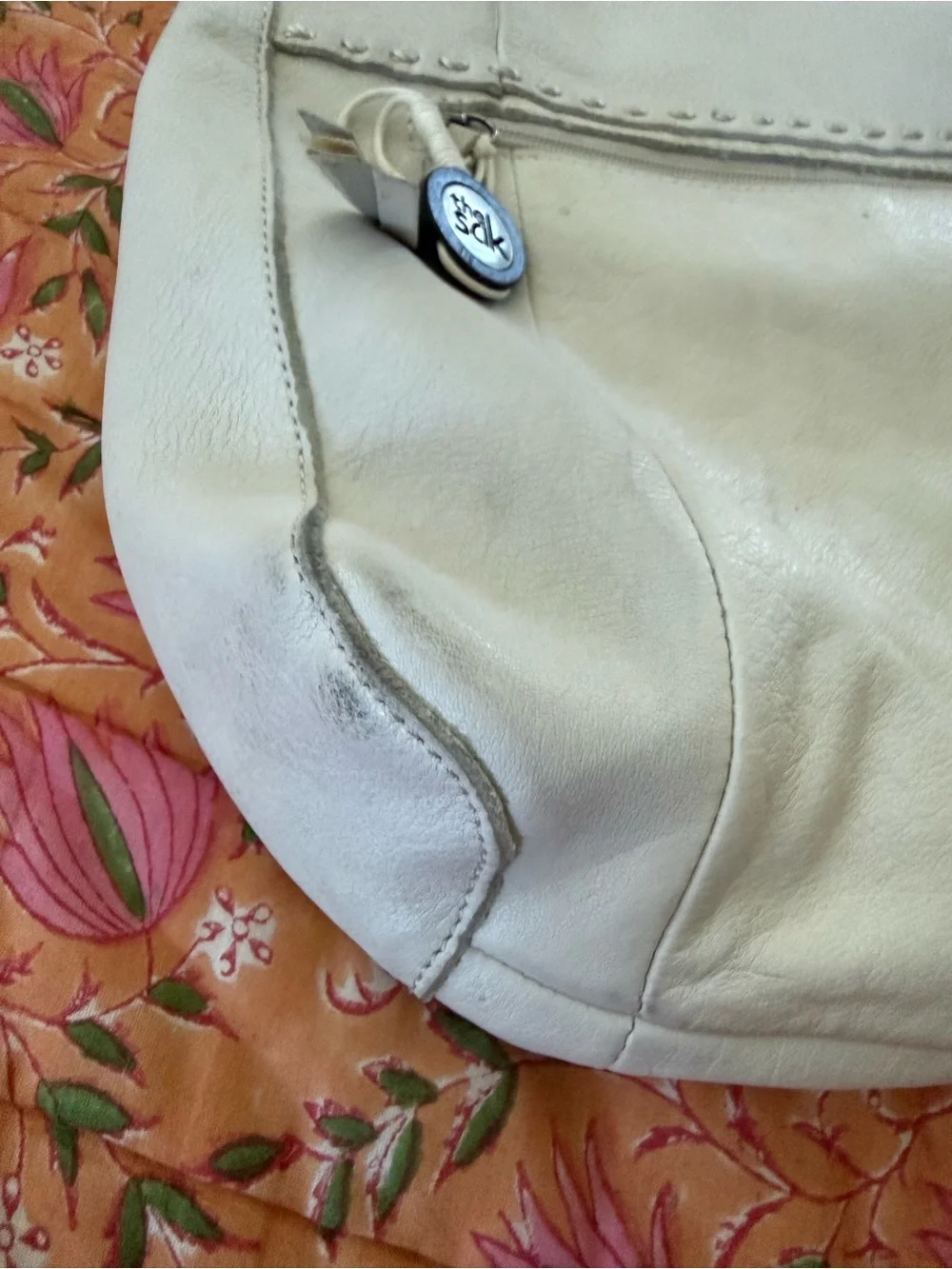 THE SAK Pebbled White & Brown Leather Slouch Bag Bucket Bag Purse